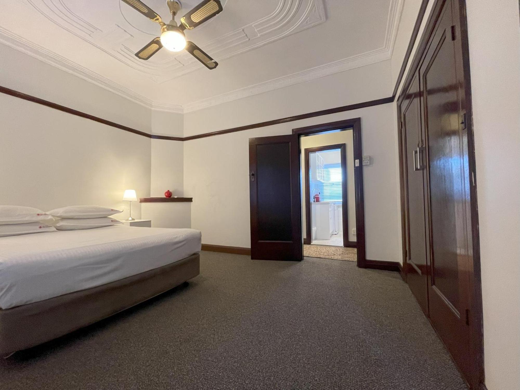 Globe Apartments Wagga Wagga Luaran gambar
