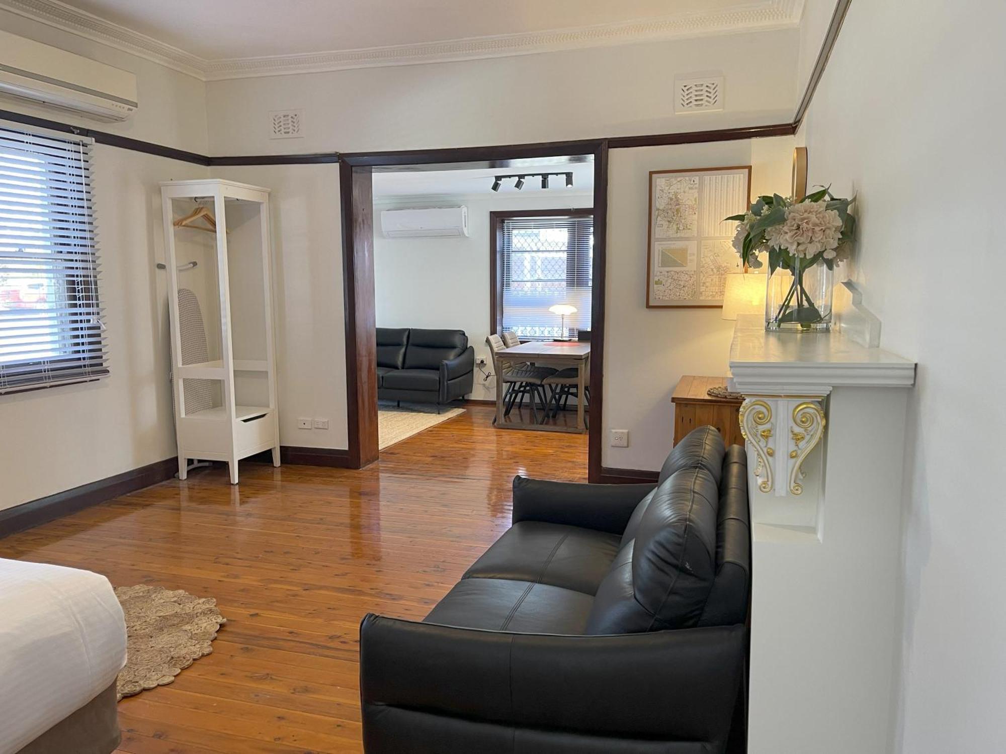 Globe Apartments Wagga Wagga Luaran gambar