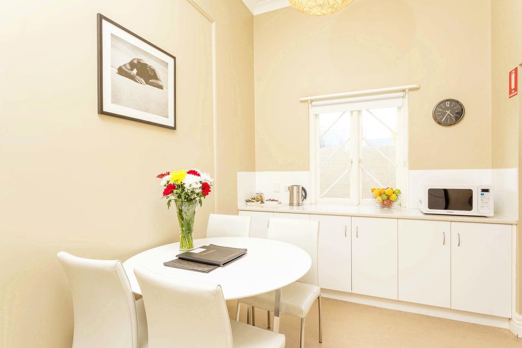Globe Apartments Wagga Wagga Luaran gambar
