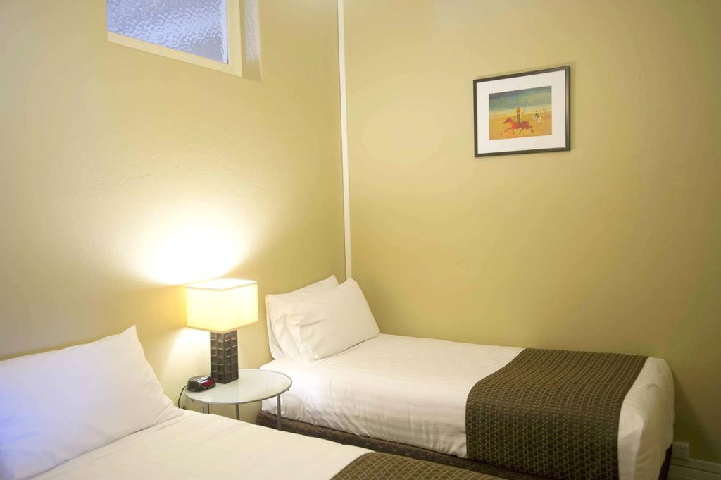 Globe Apartments Wagga Wagga Luaran gambar