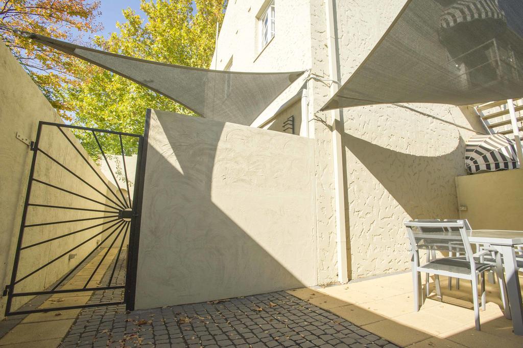 Globe Apartments Wagga Wagga Luaran gambar