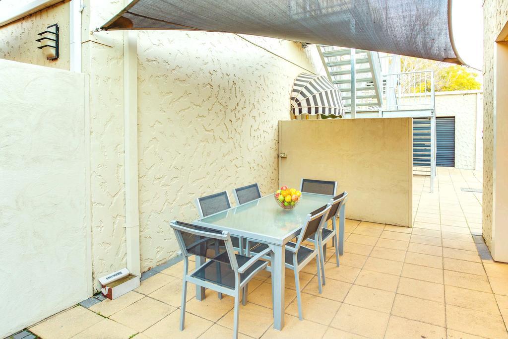 Globe Apartments Wagga Wagga Luaran gambar