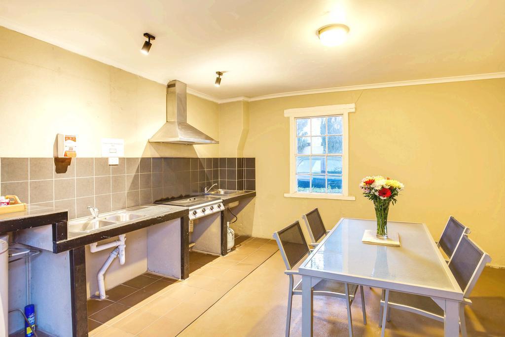 Globe Apartments Wagga Wagga Luaran gambar