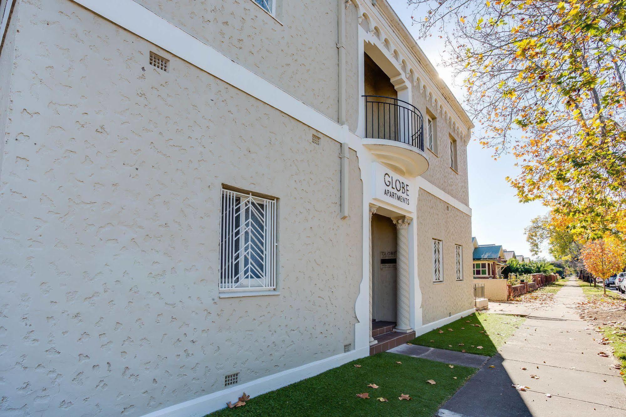 Globe Apartments Wagga Wagga Luaran gambar