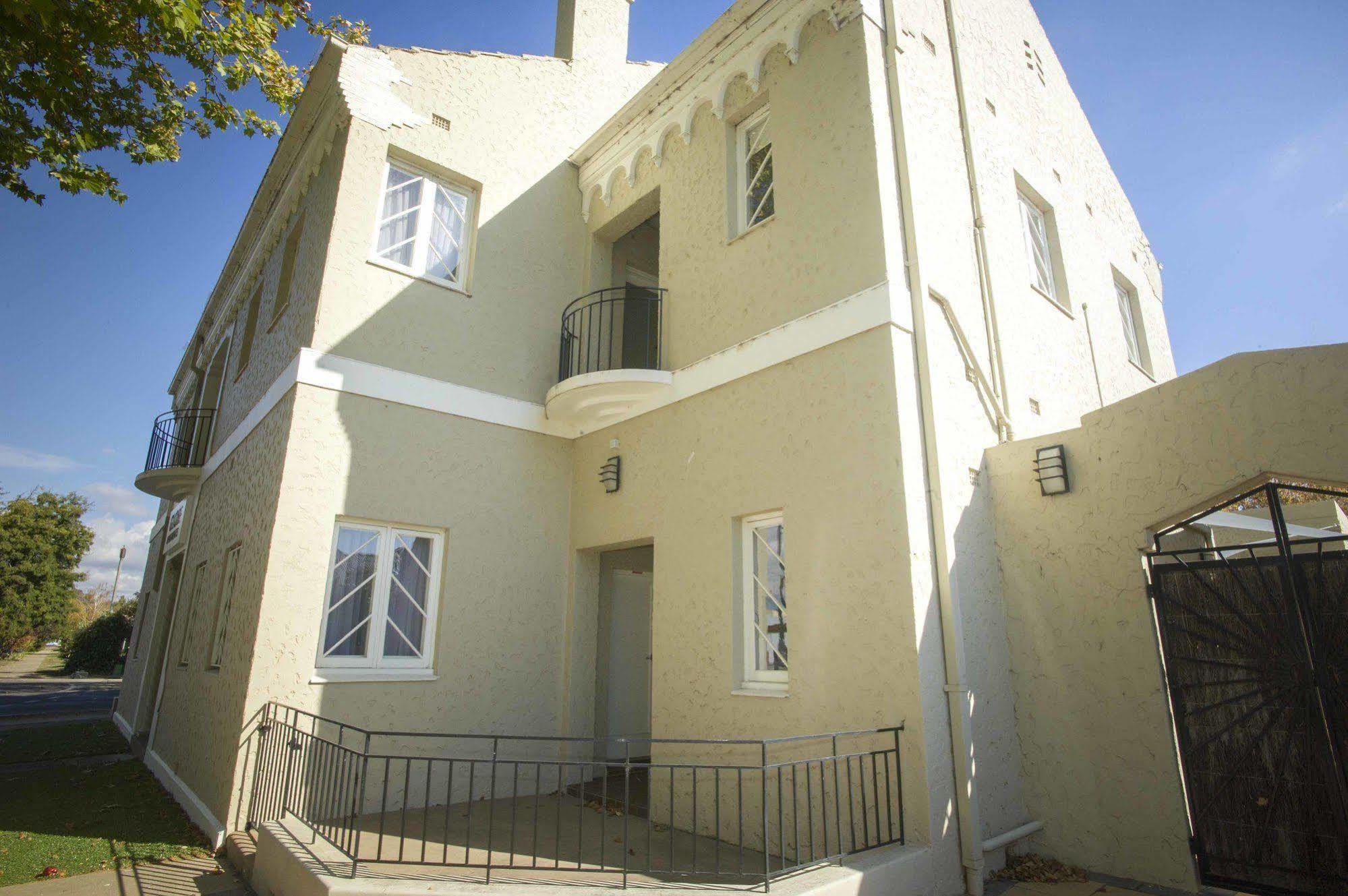 Globe Apartments Wagga Wagga Luaran gambar