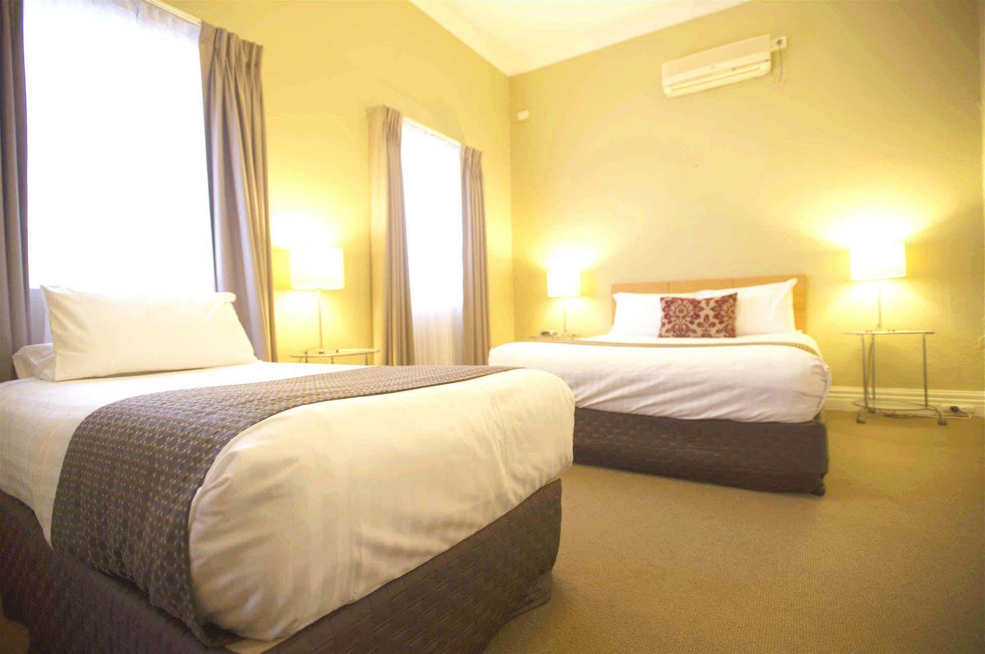 Globe Apartments Wagga Wagga Luaran gambar